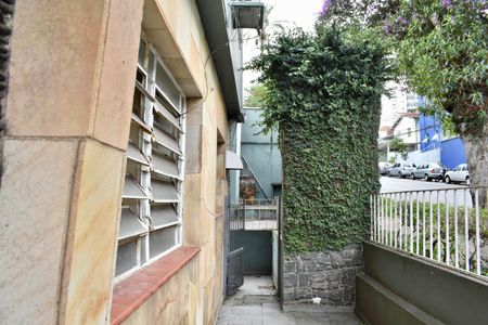 Casa para alugar com 145m², 3 quartos e 2 vagas Casa para alugar com 145m², 3 quartos e 2 vagasÁrea externa