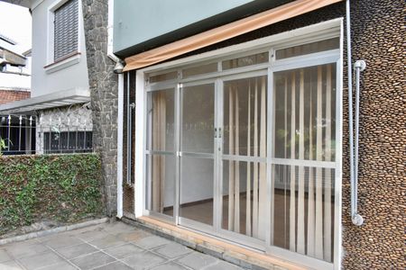 Casa para alugar com 145m², 3 quartos e 2 vagas Casa para alugar com 145m², 3 quartos e 2 vagasTerraço