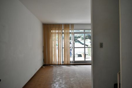 Casa para alugar com 145m², 3 quartos e 2 vagas Casa para alugar com 145m², 3 quartos e 2 vagasSala