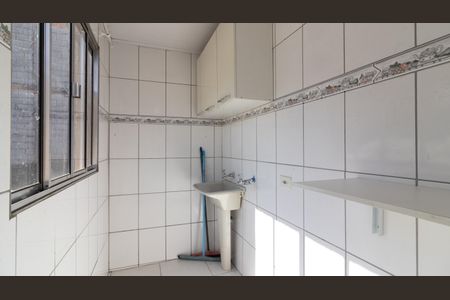 Casa à venda com 300m², 4 quartos e 2 vagas Casa à venda com 300m², 4 quartos e 2 vagasCozinha e Área de Serviço - Casa 2