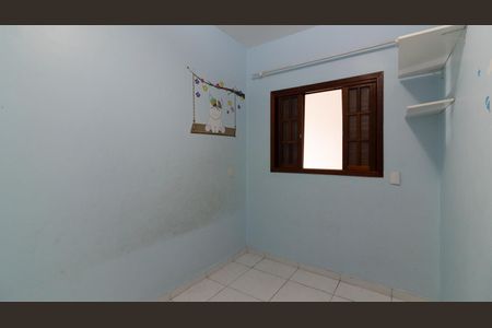 Casa à venda com 300m², 4 quartos e 2 vagas Casa à venda com 300m², 4 quartos e 2 vagasQuarto 2 - Casa 2