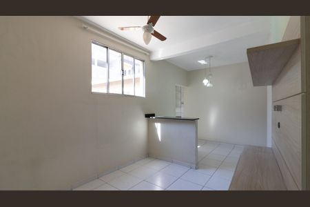 Casa à venda com 300m², 4 quartos e 2 vagas Casa à venda com 300m², 4 quartos e 2 vagasSala - Casa 2