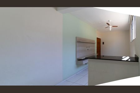 Casa à venda com 300m², 4 quartos e 2 vagas Casa à venda com 300m², 4 quartos e 2 vagasSala - Casa 2