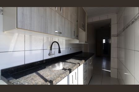 Casa à venda com 300m², 4 quartos e 2 vagas Casa à venda com 300m², 4 quartos e 2 vagasCozinha e Área de Serviço - Casa 2