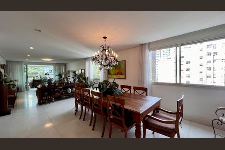 Apartamento à venda com 198m², 4 quartos e 5 vagas Apartamento à venda com 198m², 4 quartos e 5 vagassala