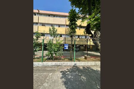 Apartamento para alugar com 60m², 2 quartos e 1 vaga Apartamento para alugar com 60m², 2 quartos e 1 vagaFachada