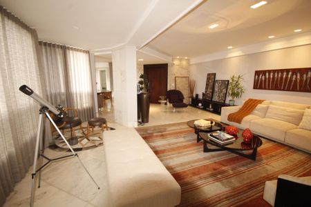 Apartamento à venda com 534m², 5 quartos e 6 vagasSala