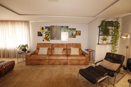 Apartamento à venda com 534m², 5 quartos e 6 vagasSala 3