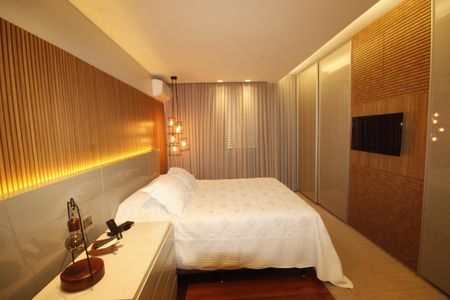 Apartamento à venda com 534m², 5 quartos e 6 vagasSuíte 1