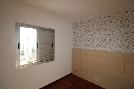 Apartamento à venda com 74m², 3 quartos e 1 vagaQuarto 2