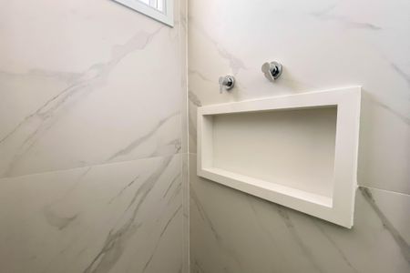 Apartamento à venda com 81m², 2 quartos e 2 vagas Apartamento à venda com 81m², 2 quartos e 2 vagasBanheiro Suíte 02