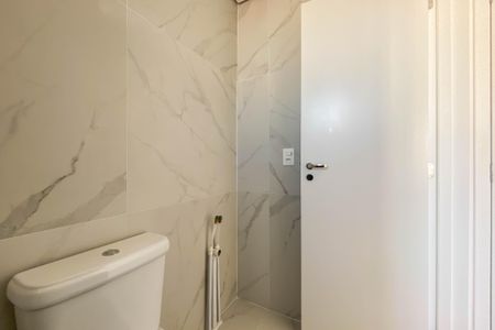 Apartamento à venda com 81m², 2 quartos e 2 vagas Apartamento à venda com 81m², 2 quartos e 2 vagasBanheiro Suíte 02