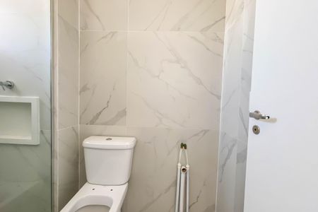 Apartamento à venda com 81m², 2 quartos e 2 vagas Apartamento à venda com 81m², 2 quartos e 2 vagasBanheiro Suíte 02