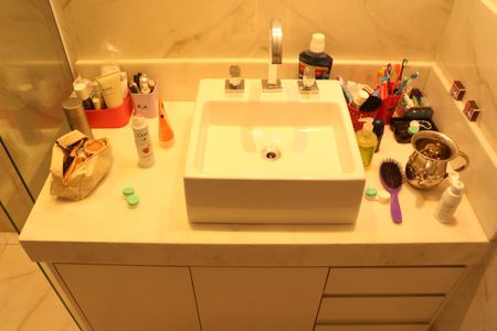 Apartamento à venda com 213m², 4 quartos e 2 vagasBanheiro da Suíte 3