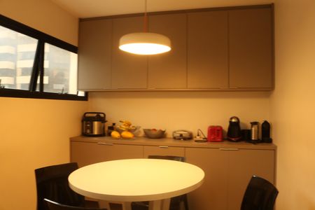 Apartamento à venda com 213m², 4 quartos e 2 vagasCozinha