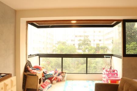 Apartamento à venda com 213m², 4 quartos e 2 vagasSala