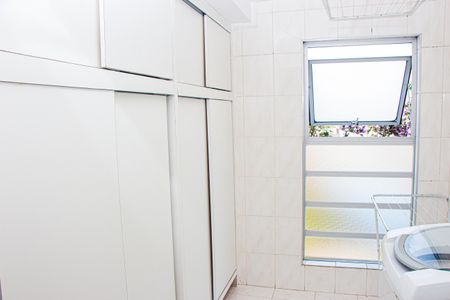 Apartamento à venda com 84m², 3 quartos e 1 vagaÁrea de Serviço