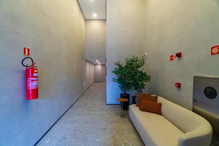 Studio à venda com 28m², 1 quarto e sem vagaHall social