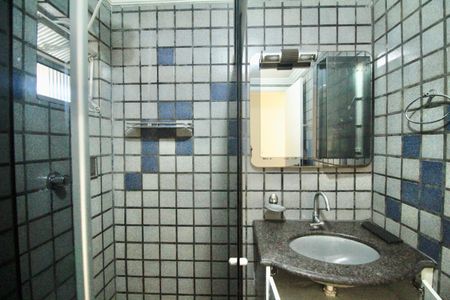 Apartamento para alugar com 72m², 2 quartos e 1 vagaBanheiro Social