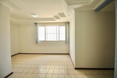 Apartamento para alugar com 72m², 2 quartos e 1 vagaSala