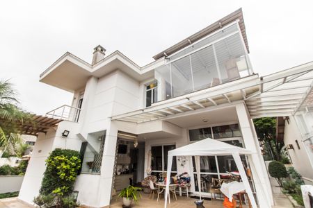 Casa de condomínio para alugar com 420m², 1 quarto e 4 vagasFachada