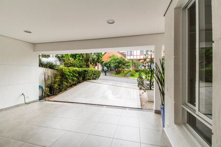 Casa de condomínio para alugar com 420m², 1 quarto e 4 vagasGaragem