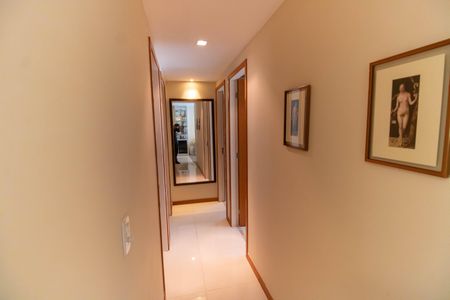 Apartamento para alugar com 85m², 3 quartos e 2 vagasCorredor