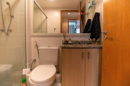 Apartamento para alugar com 85m², 3 quartos e 2 vagasBanheiro Social