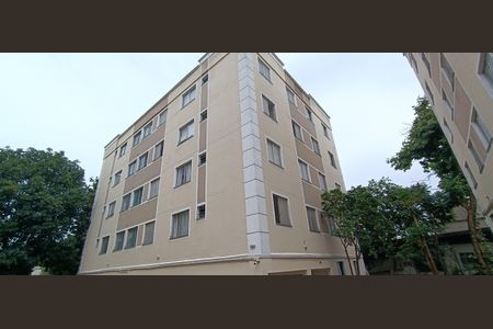 Apartamento à venda com 55m², 3 quartos e 1 vaga Apartamento à venda com 55m², 3 quartos e 1 vagaFachada