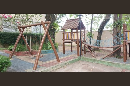 Apartamento à venda com 55m², 3 quartos e 1 vaga Apartamento à venda com 55m², 3 quartos e 1 vagaÁrea comum - Playground