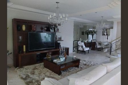 Casa à venda com 355m², 4 quartos e 6 vagas