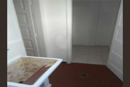 Apartamento à venda com 80m², 3 quartos e sem vaga