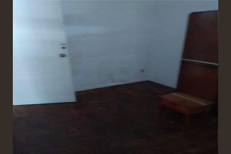 Apartamento à venda com 80m², 3 quartos e sem vaga