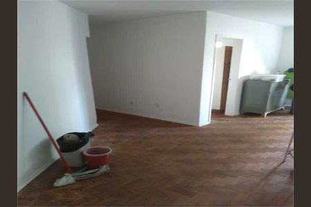 Apartamento à venda com 80m², 3 quartos e sem vaga