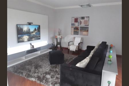 Casa à venda com 200m², 3 quartos e 2 vagas