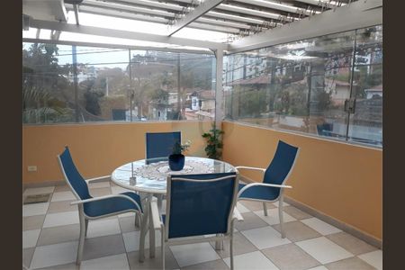 Casa à venda com 200m², 3 quartos e 2 vagas