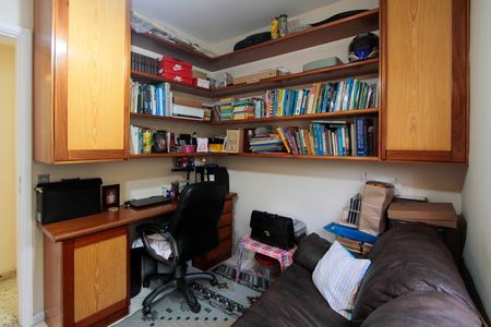 Apartamento à venda com 145m², 4 quartos e 2 vagasQuarto 3