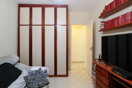 Apartamento à venda com 145m², 4 quartos e 2 vagasQuarto 1