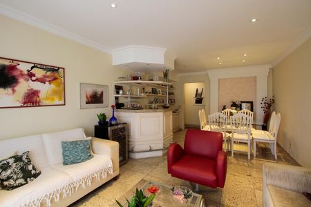 Apartamento à venda com 145m², 4 quartos e 2 vagasSala