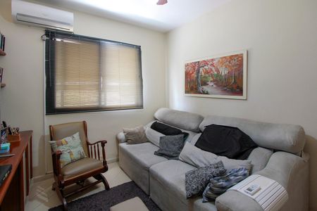 Apartamento à venda com 145m², 4 quartos e 2 vagasQuarto 1