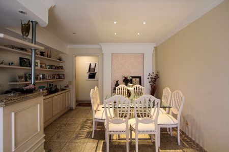 Apartamento à venda com 145m², 4 quartos e 2 vagasSala de Jantar