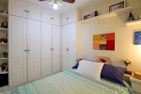 Apartamento à venda com 145m², 4 quartos e 2 vagasSuíte