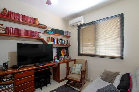 Apartamento à venda com 145m², 4 quartos e 2 vagasQuarto 1