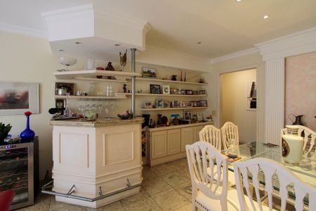 Apartamento à venda com 145m², 4 quartos e 2 vagasSala de Jantar