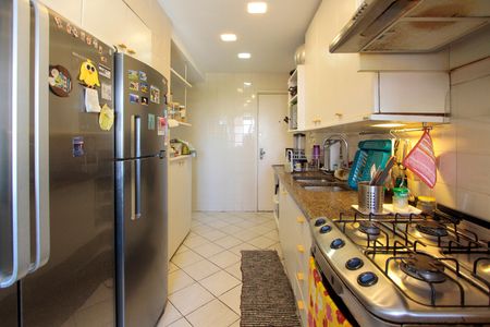 Apartamento à venda com 145m², 4 quartos e 2 vagasCozinha