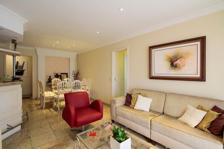 Apartamento à venda com 145m², 4 quartos e 2 vagasSala