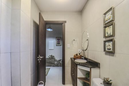 Casa à venda com 300m², 2 quartos e 5 vagasBanheiro Social