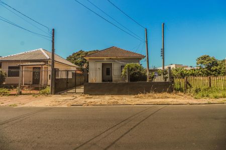 Casa à venda com 300m², 2 quartos e 5 vagasFachada