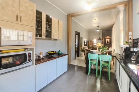 Casa à venda com 300m², 2 quartos e 5 vagasCozinha