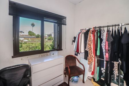 Casa à venda com 300m², 2 quartos e 5 vagasQuarto